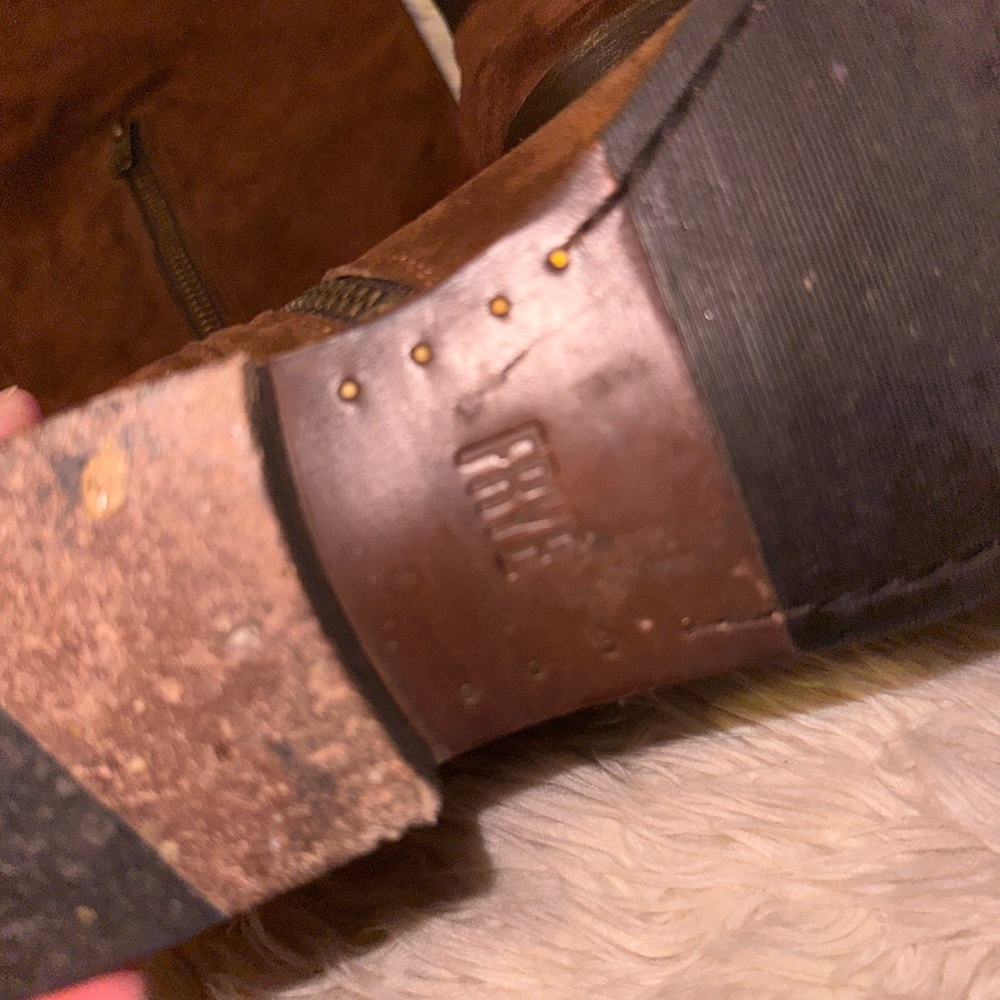 Frye Brown Suede Knee-High Boots With Fringe Details (Size 7.5) - Picture 3 of 9